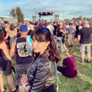 Meet your Posher, Laura